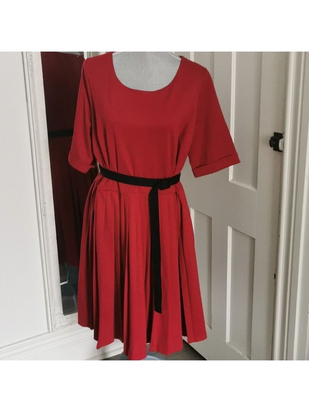 Myrtlewood of California Retro Rockabilly Tomato Red Dress with belt. Size 1X.